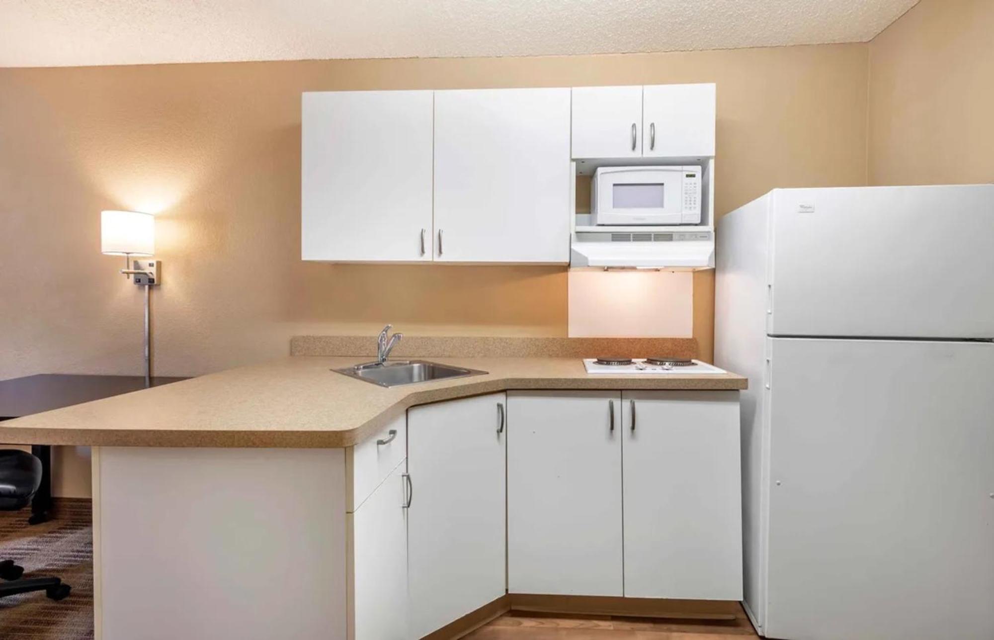 Relax Suites Extended Stay - Ла-Мирада Экстерьер фото