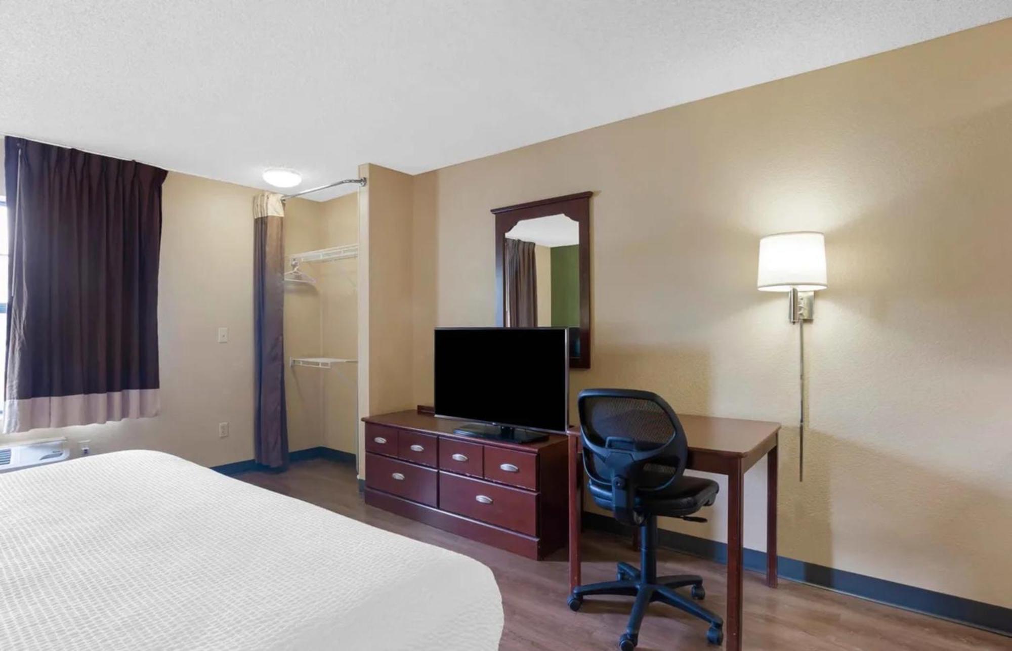 Relax Suites Extended Stay - Ла-Мирада Экстерьер фото